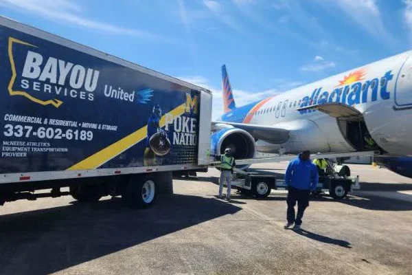 Truck and airplane copy